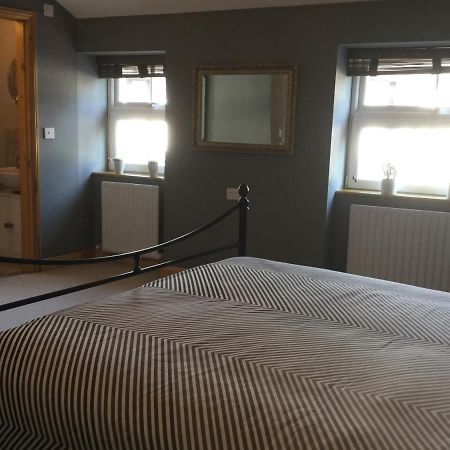 Apartamento 6 Beili Priory Abergavenny Exterior foto