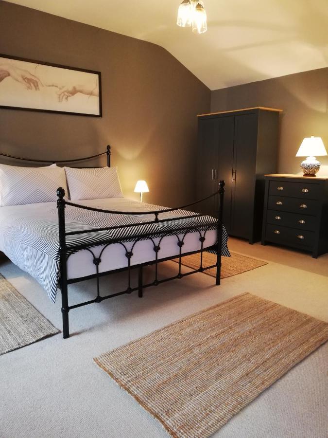 Apartamento 6 Beili Priory Abergavenny Exterior foto